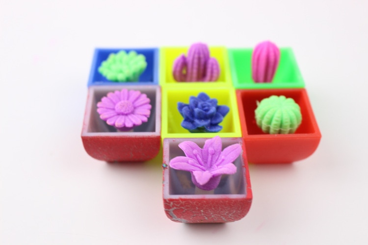 20pcs Magic Plant Flowers Growing In Water Cactus Toys Soaking Expansion Can Grow Expand Water Absorption Children Toys WYQ