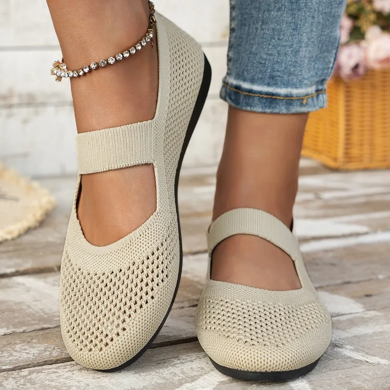 2024 scarpe basse da donna Slip on mocassini per maglieria per donna scarpe singole con punta tonda scava fuori moda mamma scarpe Casual per donna