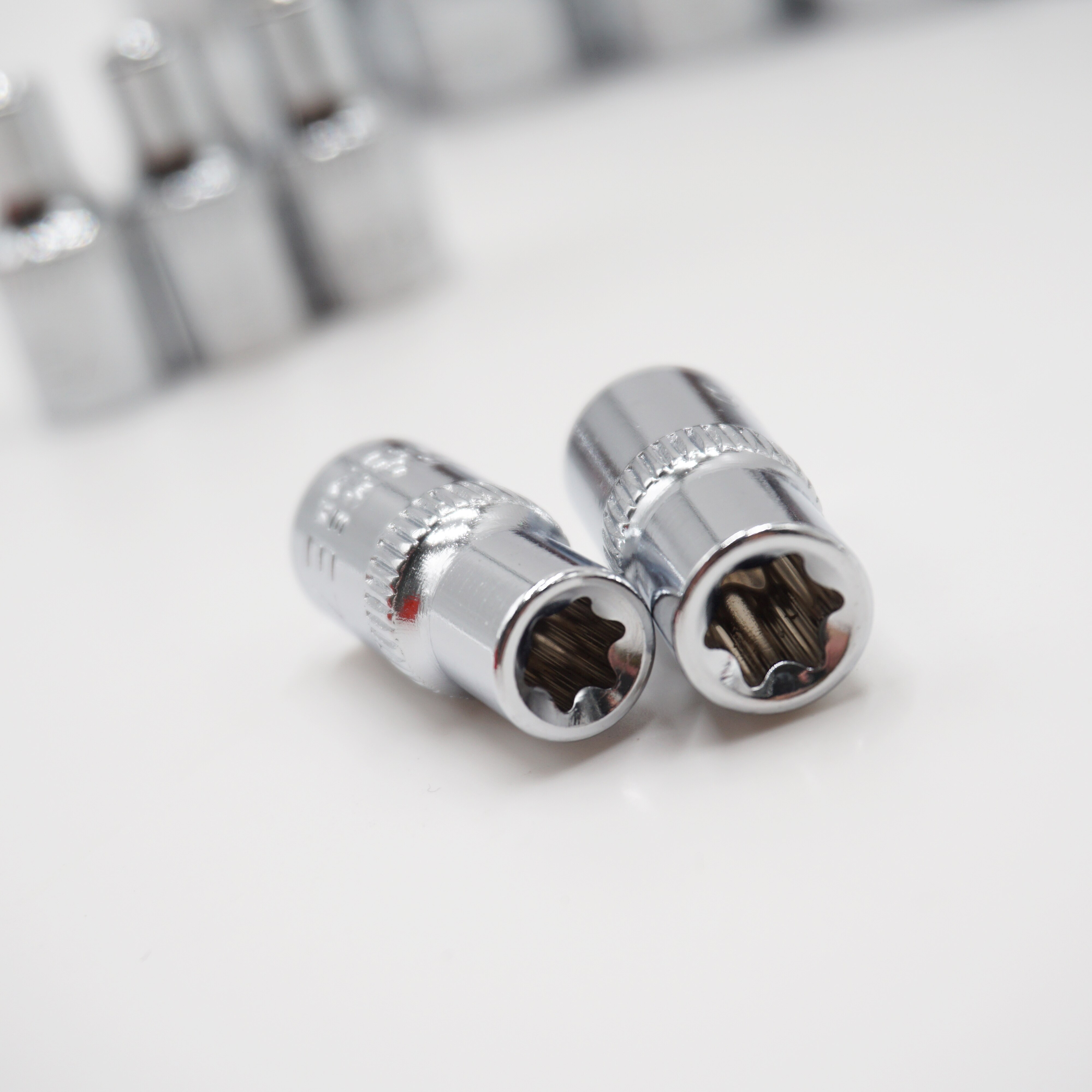 douille torx femelle Jeu de douilles Torx Star 1/4 3/8 douilles torx femelles de type E Tête de clé E4 E5 E6 E7 E8 E10 E12 E14 E16 E18 E20 prises Outils de réparation automobile