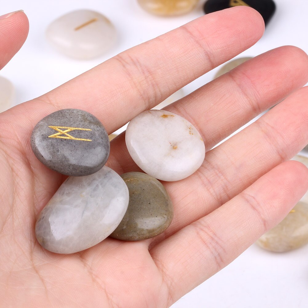 50 PCS Natural Lettering Riverstone Pebbles For Patio Garden Yard Fish Aquarium Decoration