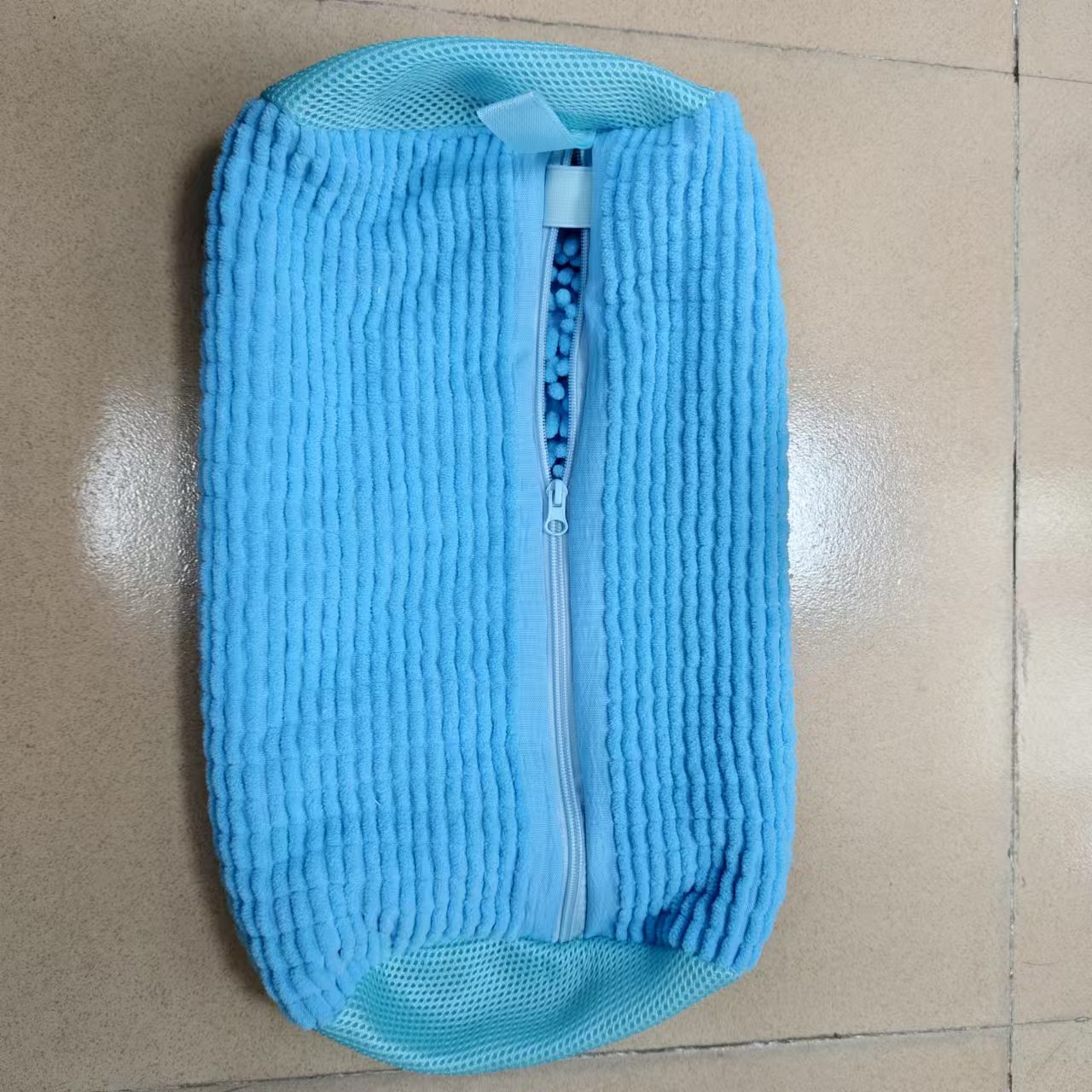 Durable Shoe Washing Machine Bag All Shoe Types Oval Protective Laundry Bag Rich Fluff Interior Minimize Noise Anti Deformation: Blue