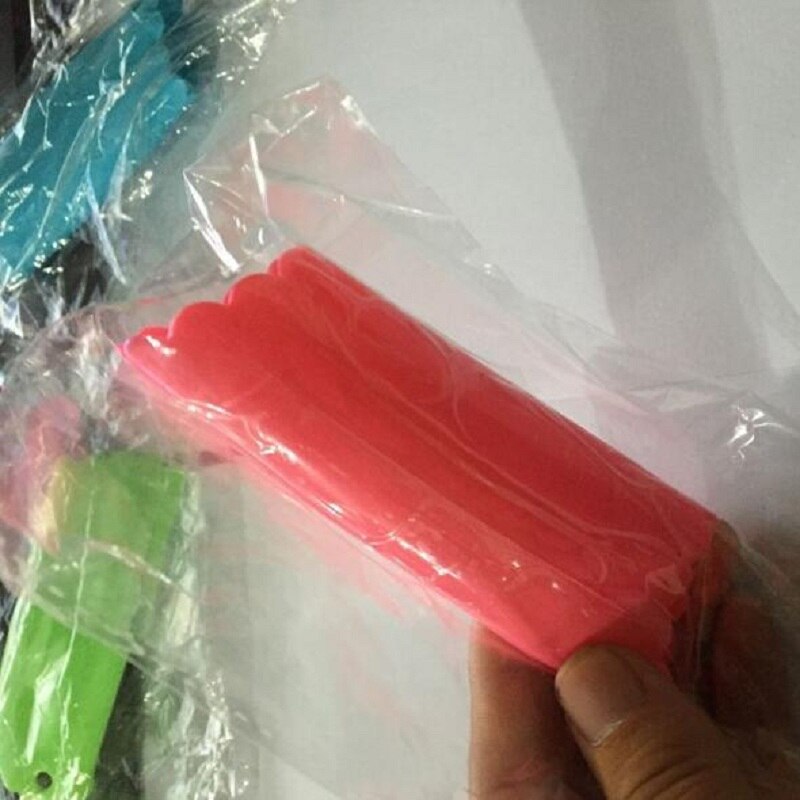 Éplucheur de légumes pratique magique en silicone, gadget de cuisine pour l'ail, tube pour éplucher l'ail, fournitures pour éplucher l'ail, éplucheur  #1: Rose