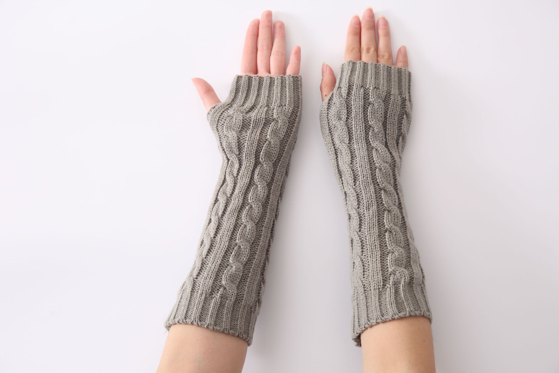 Frauen Winter Handgelenk Arm Gestrickte Lange Fingerlose Weiche Solide Strick Warme Handschuhe Ellenbogen Gestrickte Ärmel Radfahren Handschuh: Grau