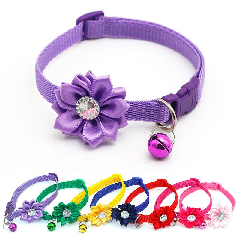 1PC collier pour chien fleur cloche diamant chien chat collier cou sangle réglable facile à porter boucle beau chat collier chat accessoires