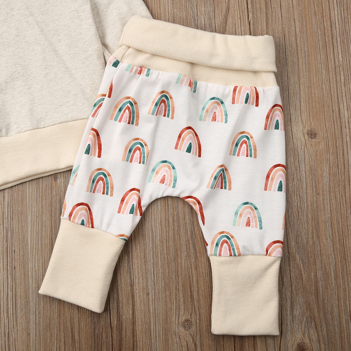 Emmababy vauvanvaatteet rento vauvan poikavauva tyttö syysvaatteet hupullinen toppi sateenkaarikuvioiset pitkät housut asukokonaisuus