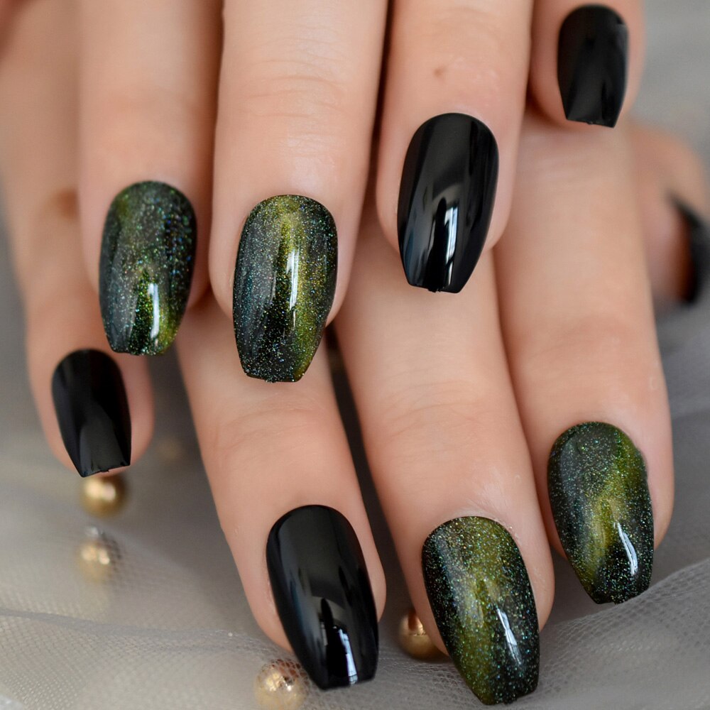 Rode Kat Ogen Nep Nagels Prachtige Uv Gel Nagels Craft Dikke Nail Art Tips Pre-Ontwerpen Herbruikbare Dames Vingernagels met Lijm