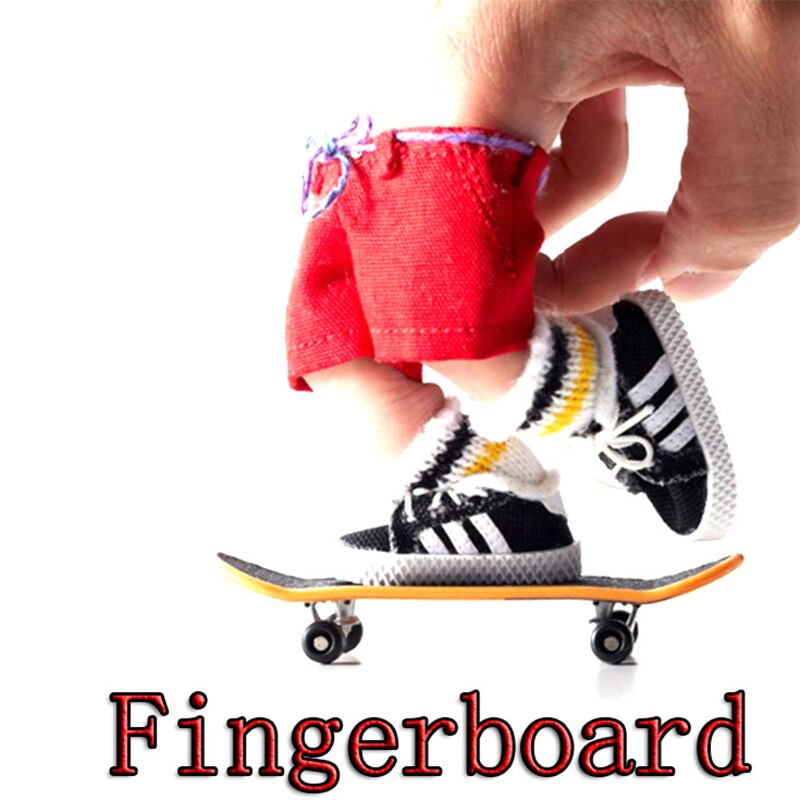 4 stk mini gribebrætter/finger skateboard, unik mat overflade (løb mønstre og farver)