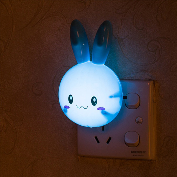 Bonita luz LED nocturna de conejo de dibujos animados, interruptor de AC110-220V, lámpara de noche de pared, lámpara de noche para dormitorio para niños, para niños con enchufe UE/EE. UU.: Azul / US
