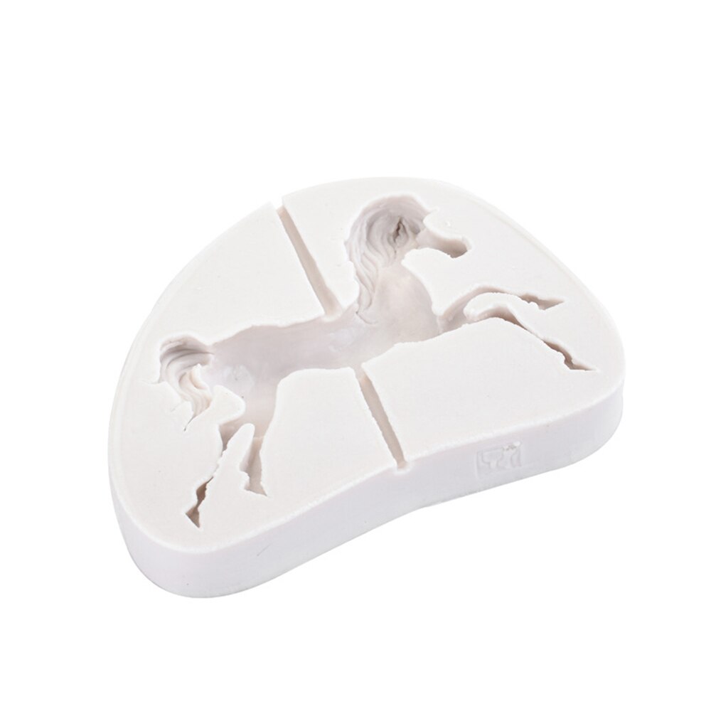 Carousel Horse Shape Plastic Cake Mold Bakeware 3D Silicone Mould For Chocolate Clay Fondant Cake Tools Decorating
