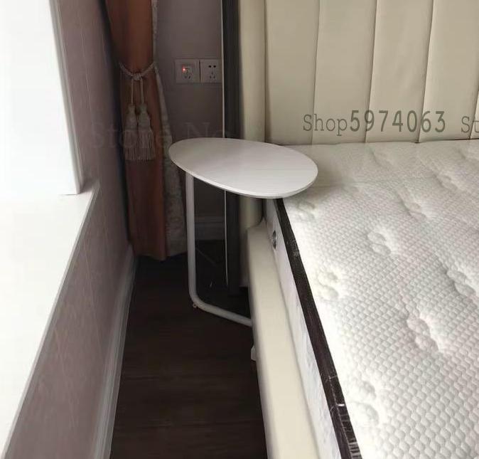 Nordisk minimalistisk soveværelse sengebord oval massivt træ læsebord balkon lille sofabord sofa mini hjørnebord: Gnister  fy 6