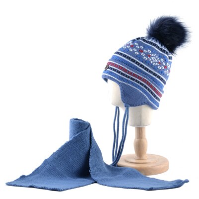 K brand børn vinter hat tørklæde sæt til drenge efterligning pels pompon strikket beanie baby børn varme hatte med ørebeskyttelseshætte: Blå 1