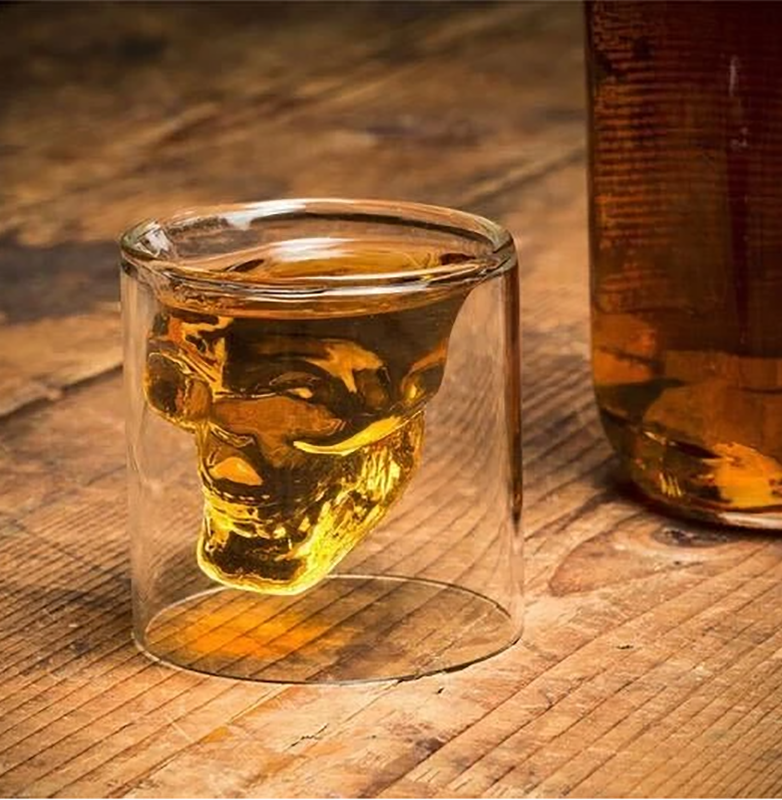 Krus gjennomsiktig krystallskallehodeglass kopp til whisky vin vodka bar klubb øl kaffe te pottemaker med dobbel bunn