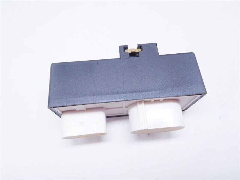 Fan Control Relais 1J0 919 506 L / 1J0919506L / 1J0 919 506L Voor V-W Golf MK4