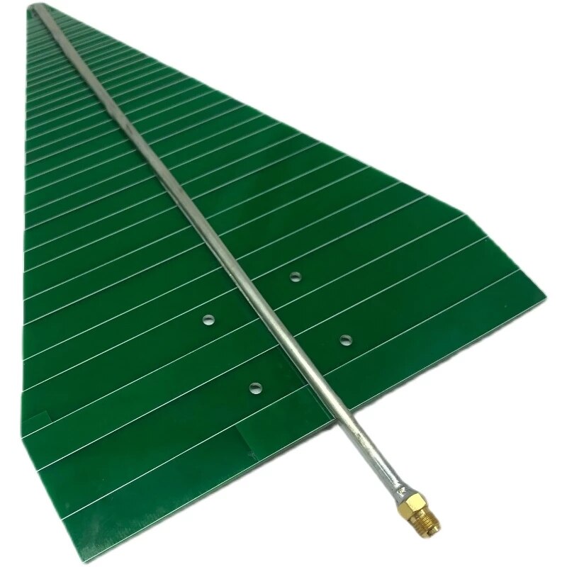 Antenne UWB Périodique Log 50W 6-7dB Ultra Large Bande 600-6000MHz - WiFi Directionnelle PCB