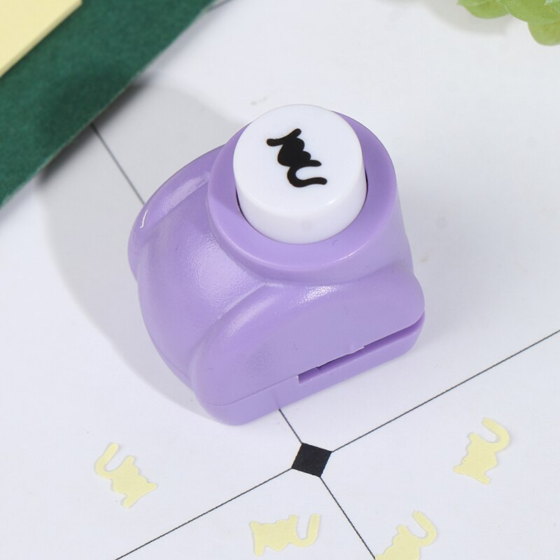 1Pc Mini Scrapbook Punches Handmade Cutter Card Craft Calico Printing DIY Flower Paper Craft Hole Punch Puncher random Color