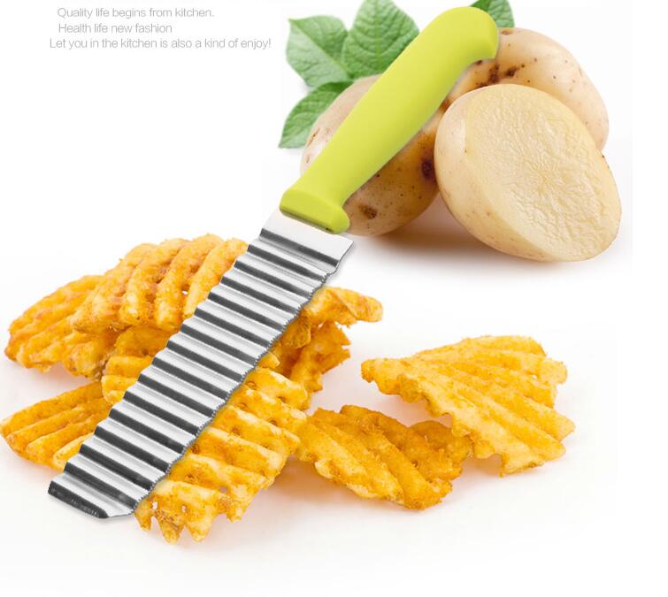 Rvs Aardappel Chips Golvend Cutter Deeg Groente Rimpeluitvoering Slicer Mes Gegolfd Mes Keuken Accessoires