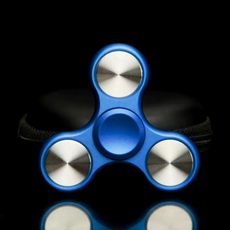 YUC Matte Alloy Hand Spinner Mute Bearing R188 Metal Finger Spinner Advanced feel Relief Stress Toy Kids Finger Fidget Spinner: Blue