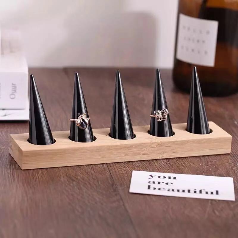 Natural Wood Cone Shape Finger Ring Stand Jewelry Display Holder Showcase Display Stands Rings Bracelet Jewelry Tray: 5bits black