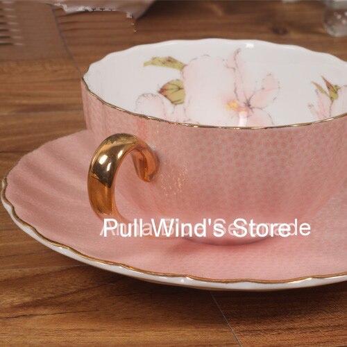 Fine Pink bone china black tea cup Exquisite color gold red ceramic milk cup Great cups Saucers