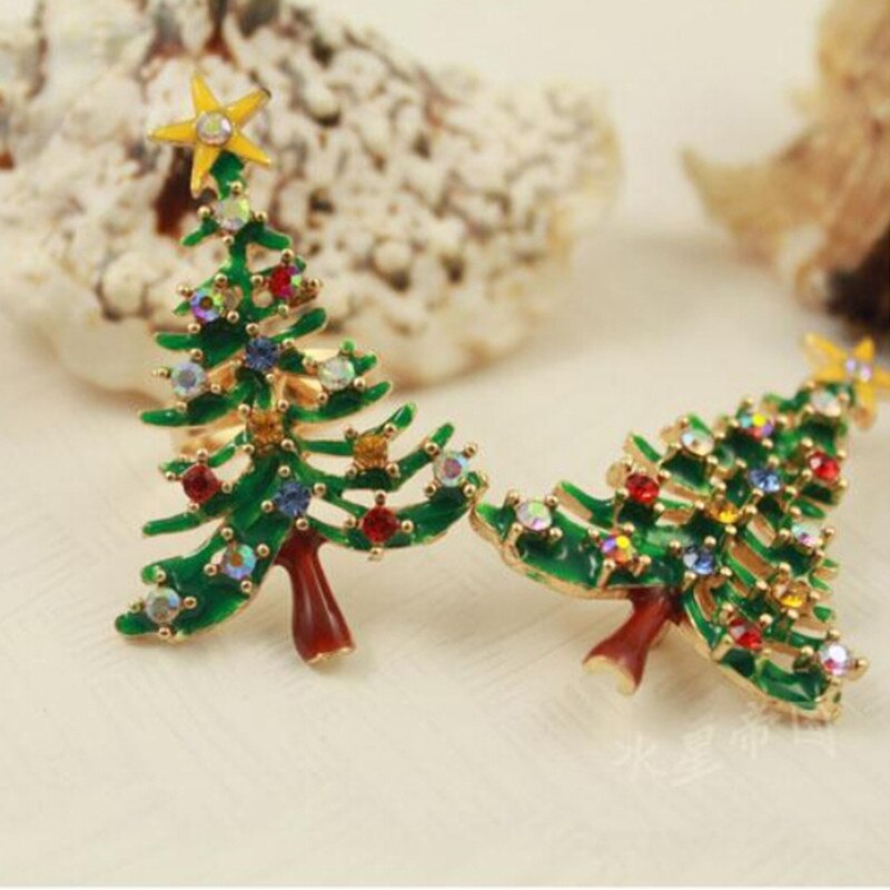 Weihnachten Baum Form Winter Mantel Kappe Brosche Strass Inlay Modeschmuck Festival Broschen Pins Für Frauen