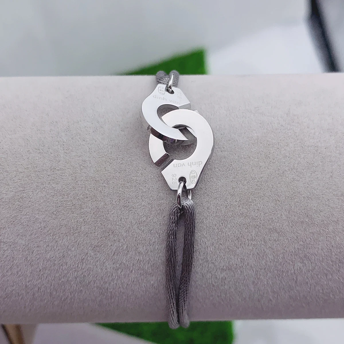Esposas de acero inoxidable 316 de , pulsera de esposas de cuerda ajustable, bisutería Menottes, pulsera Corde para joyería de mujer: Rojo