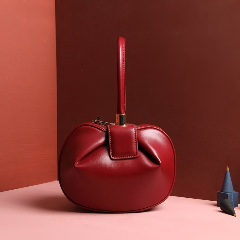 Bag girl leather bag European and American retro niche wonton hand dumpling wonton bag: red large