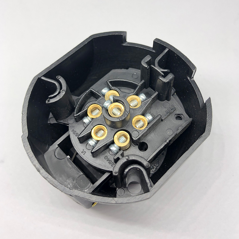 Truck accessories 12V 7pin plastic Trailer Socket female lighting baord trailer accessories Trailer Parts caravan accessories