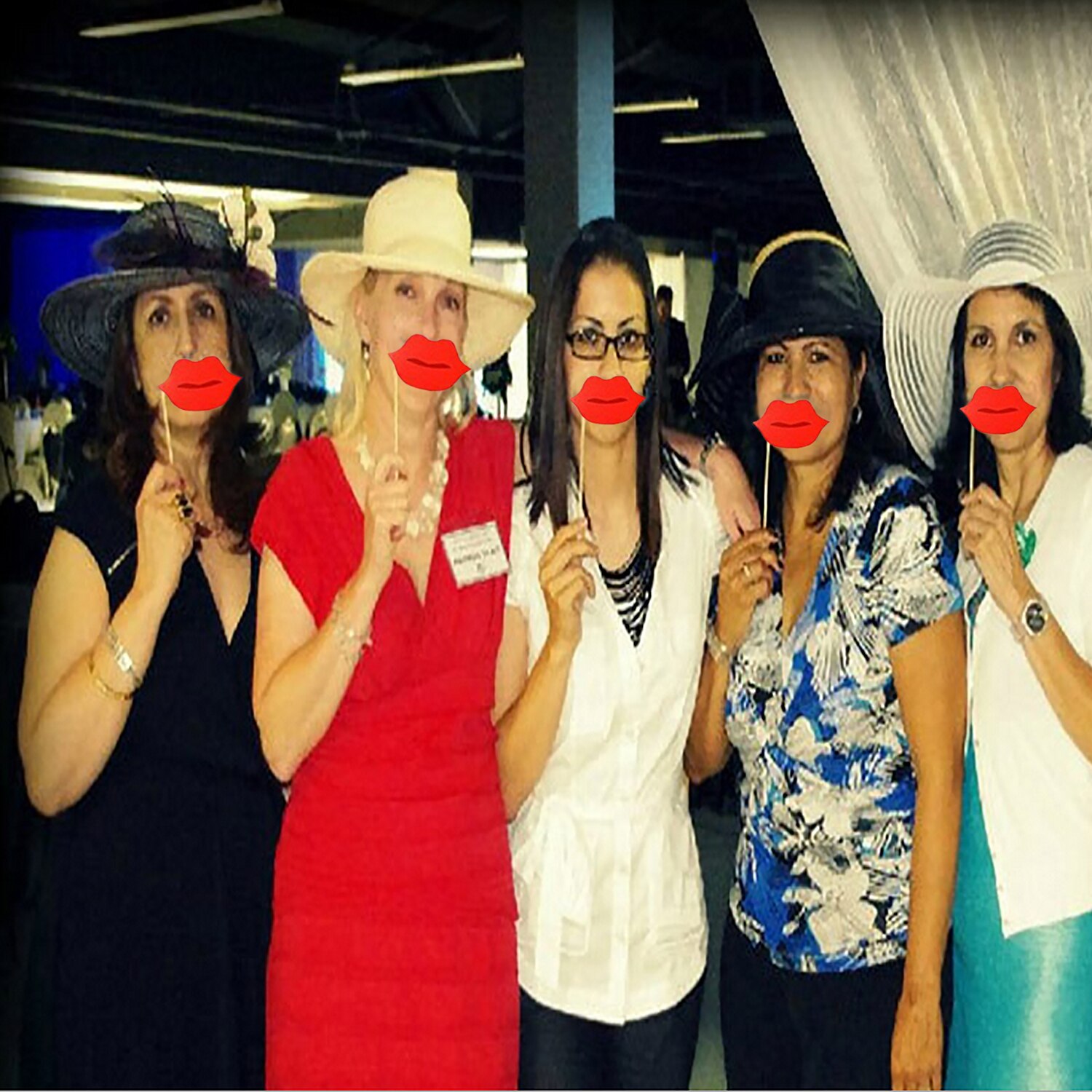 Besegad 36PCS Summer DIY Photo Booth Prop Kit for Hawaii Carnival Party Summer Beach Wedding Decor Photobooth Birthday Supplies