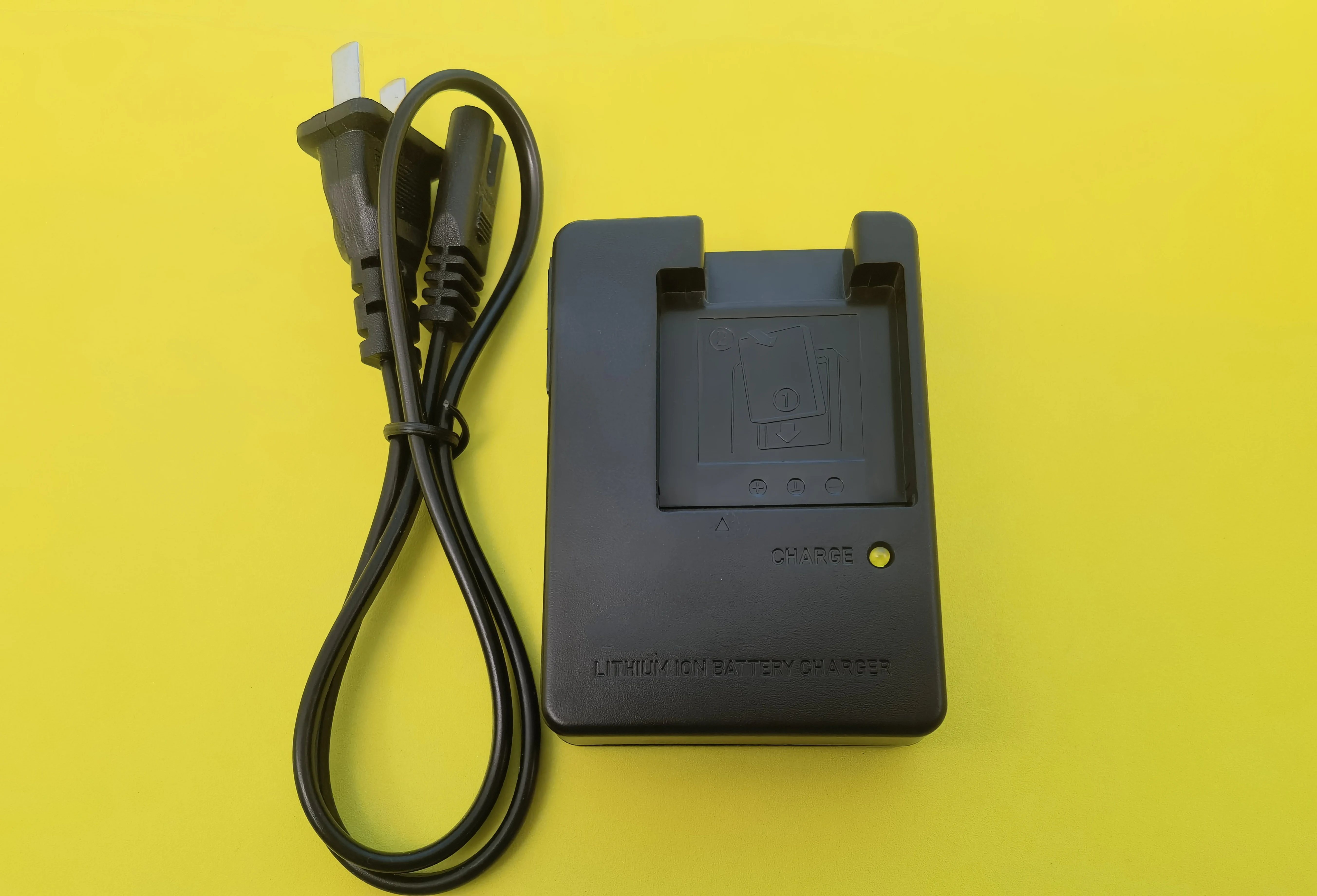 BC-60L BC60L NP60 NP-60 battery charger For Casio EX-N835 Z90 Z29 Z20 FS10 digital camera applicable NP-60 charger BC-60L