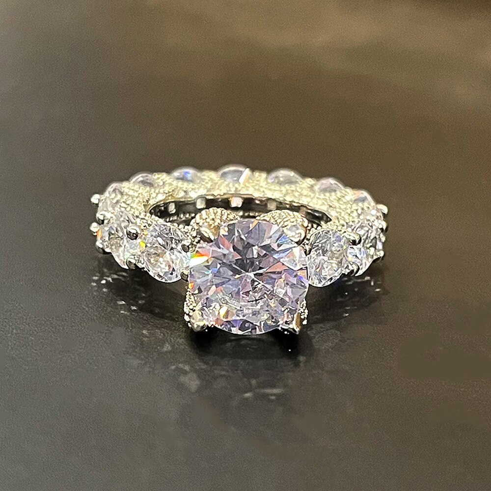 Huitan Prachtige Vrouwen Ringen Met Aaa Ronde Cz Crystal Ringen Voor Wedding Engagement Party Zilver Kleur sieraden