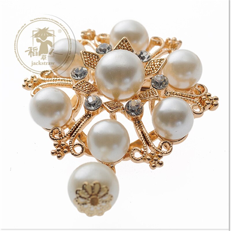 2018 gorący sprzedaż moda broszki ślubne w stylu klasyczny złoty zatrzymać kryształ górski perła szalik klip elegancki stanik biżuteria