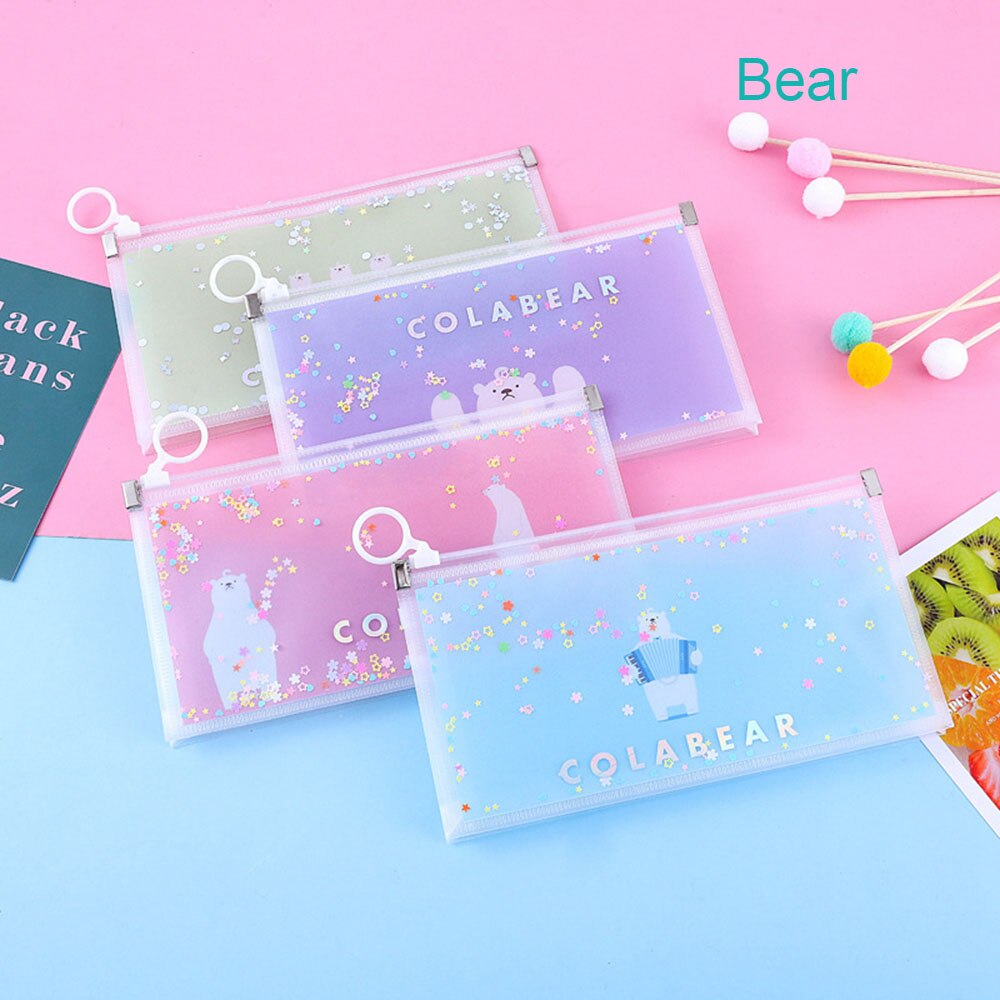 1PC Portable Transparent Anti-dust Mask Storage Bag Dustproof Pollution-Free Face Masks Container Plastic Mask Cover Bag: Bear Random 1pc