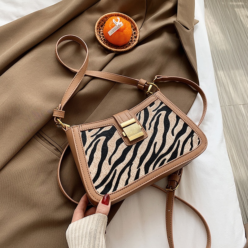Zebrapatroon kleine fluwelen pu leren schoudertassen voor vrouwen dikke ketting handtassen dames merk trend handtas: Khaki