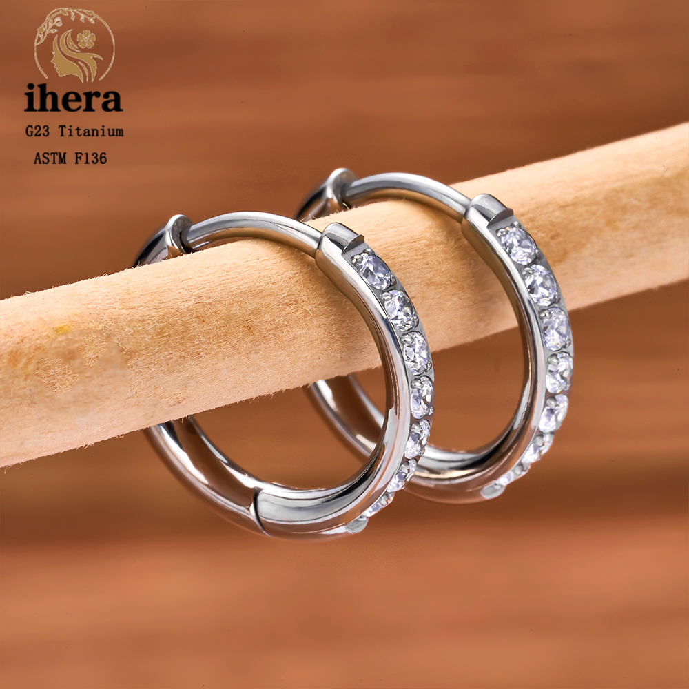 2/20 piezas G23 Piercing de titanio pendientes redondos aros con hebilla de oreja de circón mujeres oreja Tragus cartílago hélice Piercing joyería