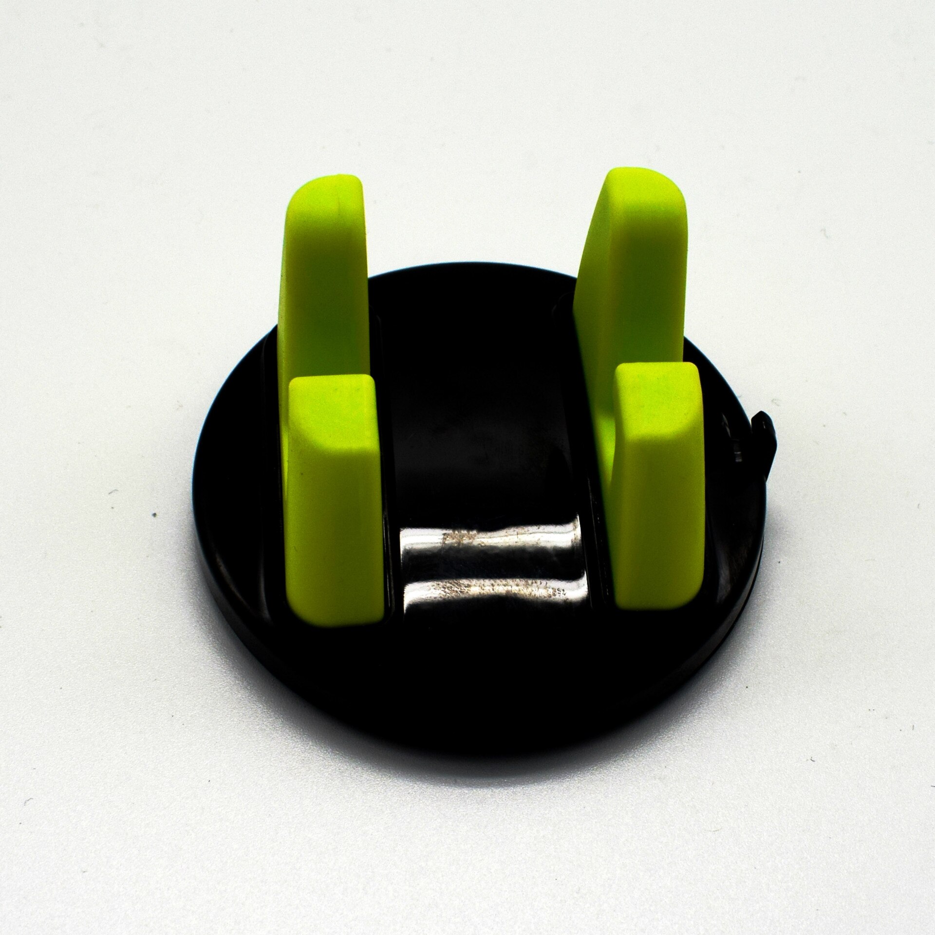 Soporte de teléfono para automóvil, montura antideslizante para teléfono móvil para Toyota Estima Harry, Alphard corolla, RAV4, Yaris, Vios, Hilux, Auris Prius: green