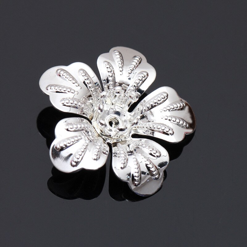 30pcs 20mm Flower Beads Caps Copper Brass Filigree Flowers Base Bead Cap Charms Pendants for Jewelry Making Craft Components DIY: Silver Color