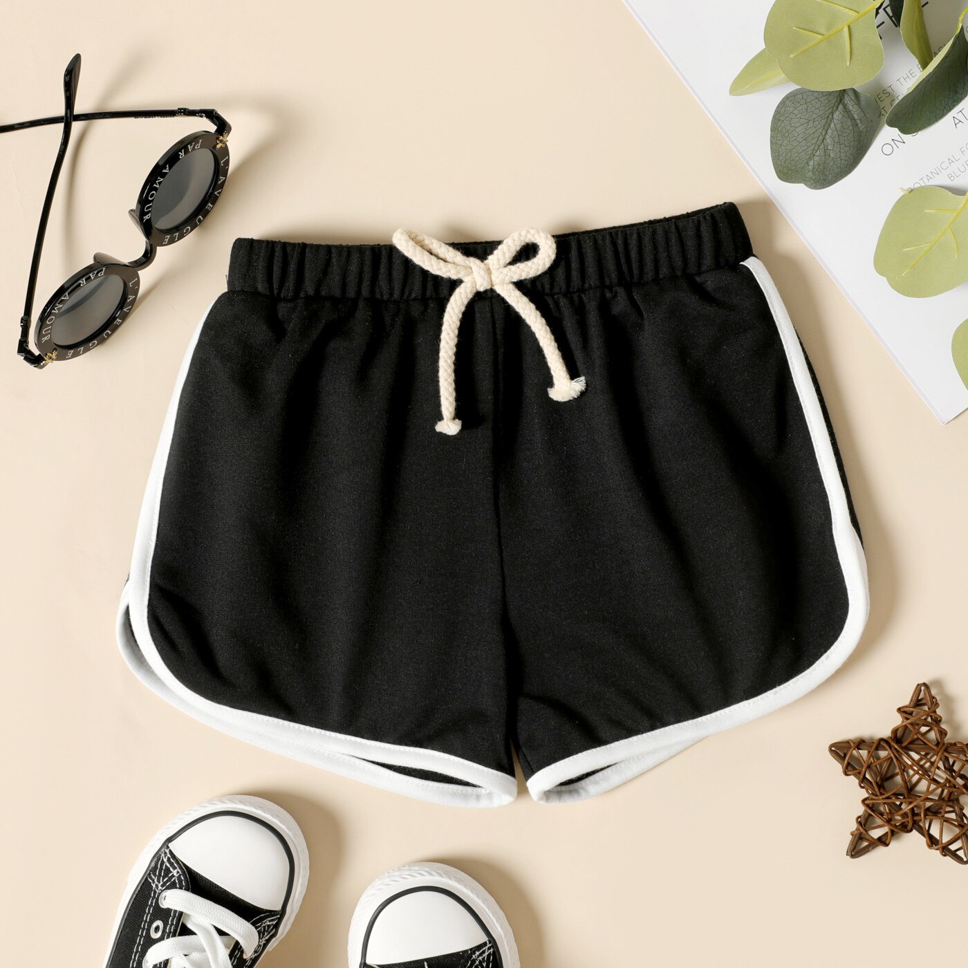 PatPat Bambin Garçon Casual Faux Cordon Décor Élastique Short Dauphin: Black / 4-5 Years