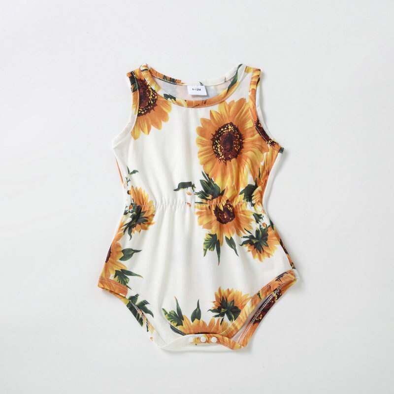 Family  Vacation Beach Clothing Mom Daughter Sleeveless Dress Dad Son Matching Floral Shirt Set Parent Child Holiday Clothes
