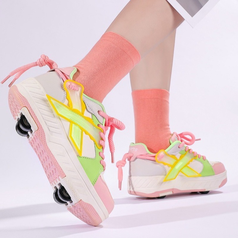 Rollschuhschuhe für Kinder, Jungen und Mädchen, verbesserte modische Turnschuhe mit 4 Rädern für Kinder, vielseitige Rollschuhschuhe, Weihnachten