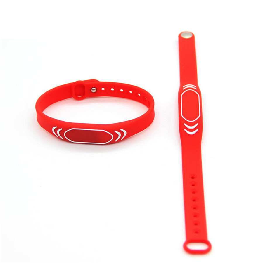 30 st 125 khz  em4100 rfid handledsetiketter  tk4100 nyckelbricka armbandsetiketter mart justerbart armband armband id-kort: Röd