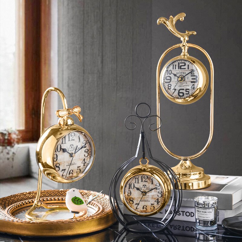 European Style Silent Retro Golden Desk Clock Living Room Decoration Bedroom Light Luxury Metal Desk Clock Decoration