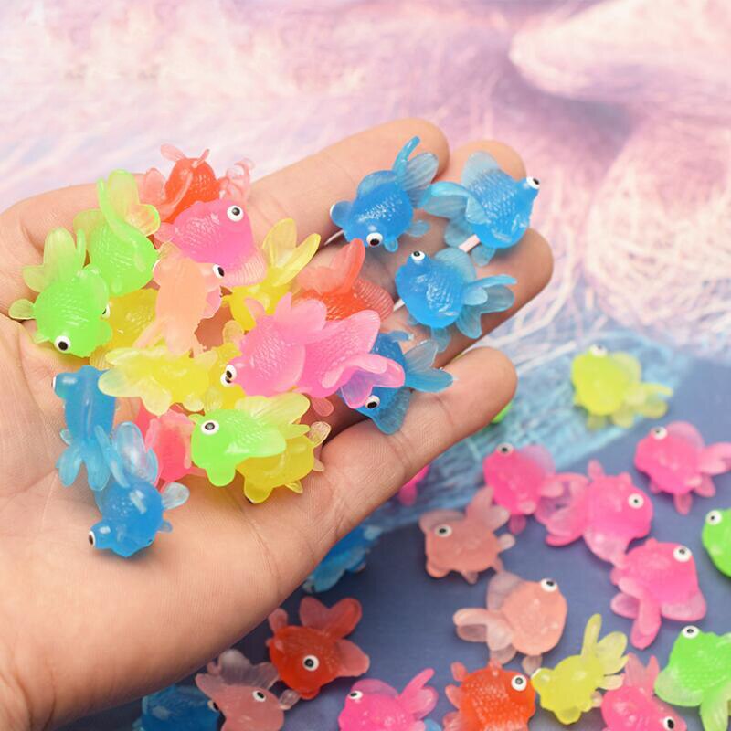 30Pcs/lot Mini Soft Rubber Gold Fish Baby Bath Toys Plastic Simulation Small Goldfish Water Toy Fun Kids Swimming Beach Toys