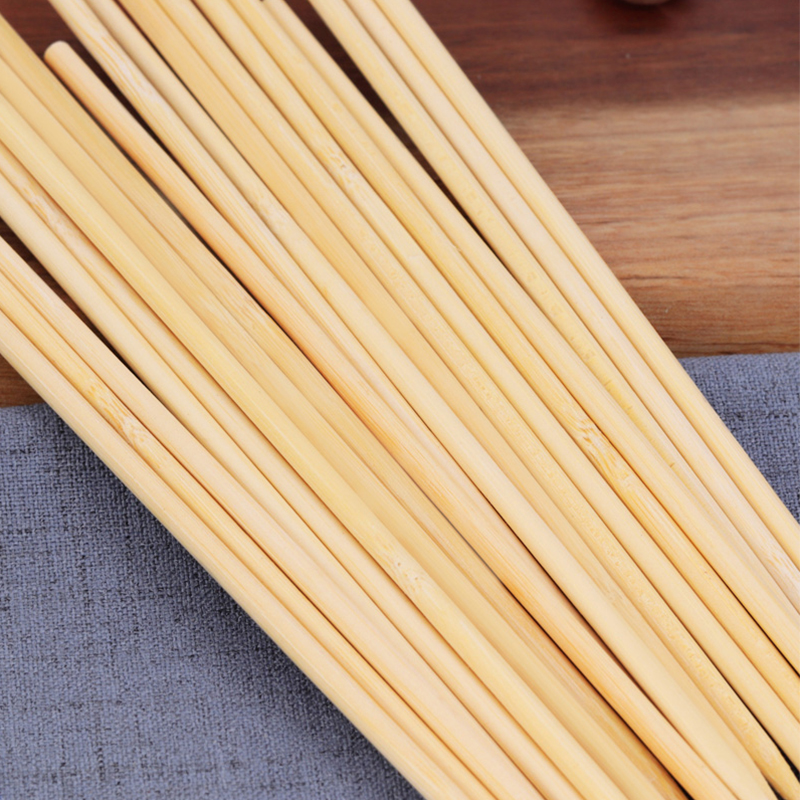 100 Uds. Pinchos de bambú desechables de madera barbacoa parrilla esteras caramelo Apple Stick barbacoa pinchos Bar restaurante utensilio 20cm x 4mm