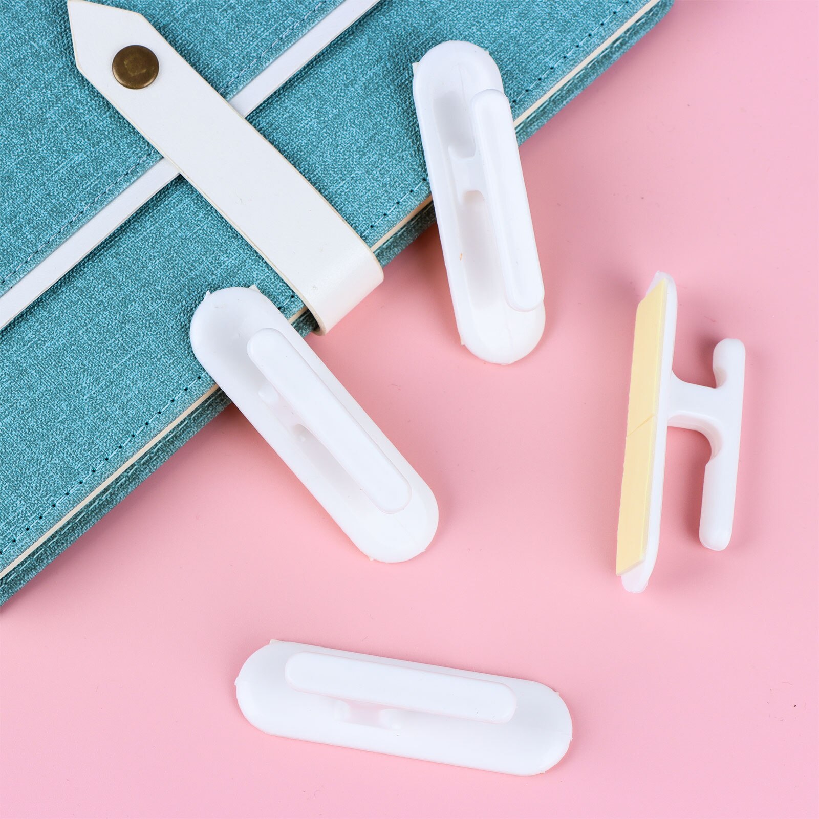 2Pcs Safety Blind Pull Cord Hooks Winder Window Cord Wrap Cleats Blinds Cord Holders Plastic Hangers