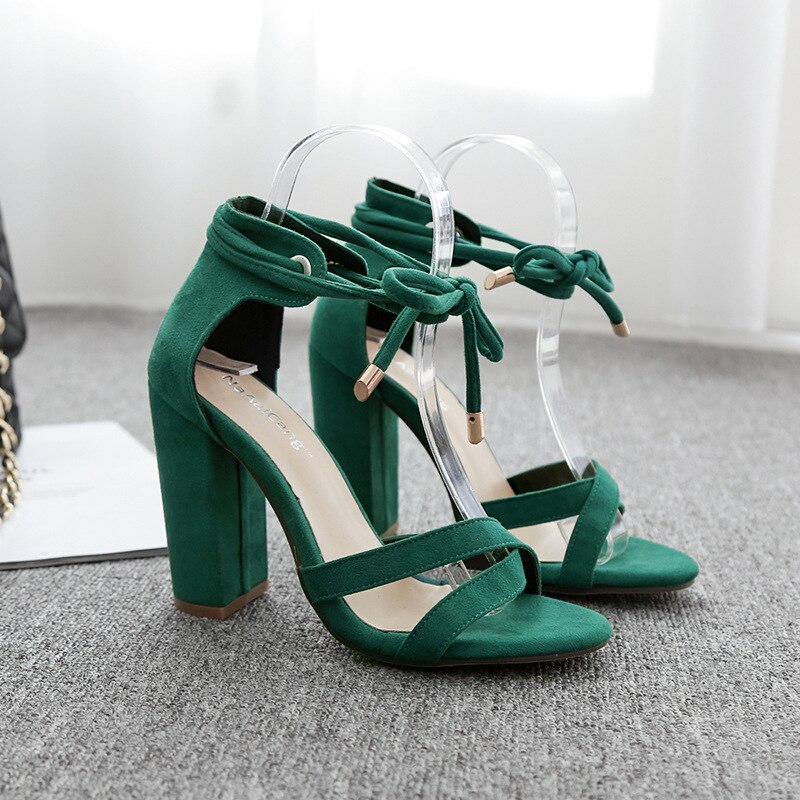 Sandali da donna estate stringate moda tacchi alti scarpe Peep Toe sandali da donna con tacco quadrato femminile verde, nero