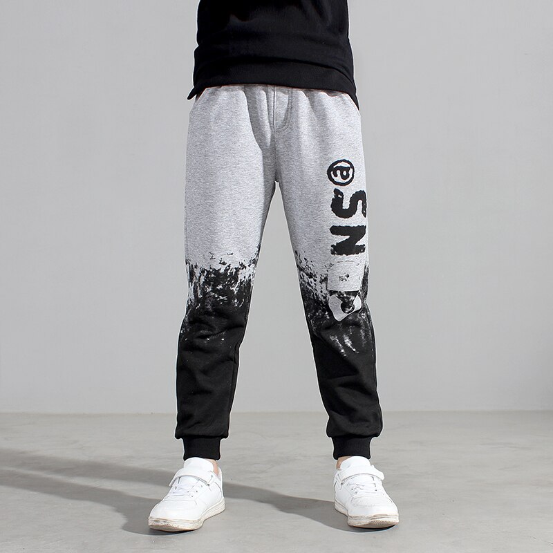Pantaloni per adolescenti ragazzo autunno 2021 bambini ragazzi pantaloni Jogger cotone lettera stampa pantaloni sportivi bambini Casual autunno vestiti 4-14 anni: black / 14T