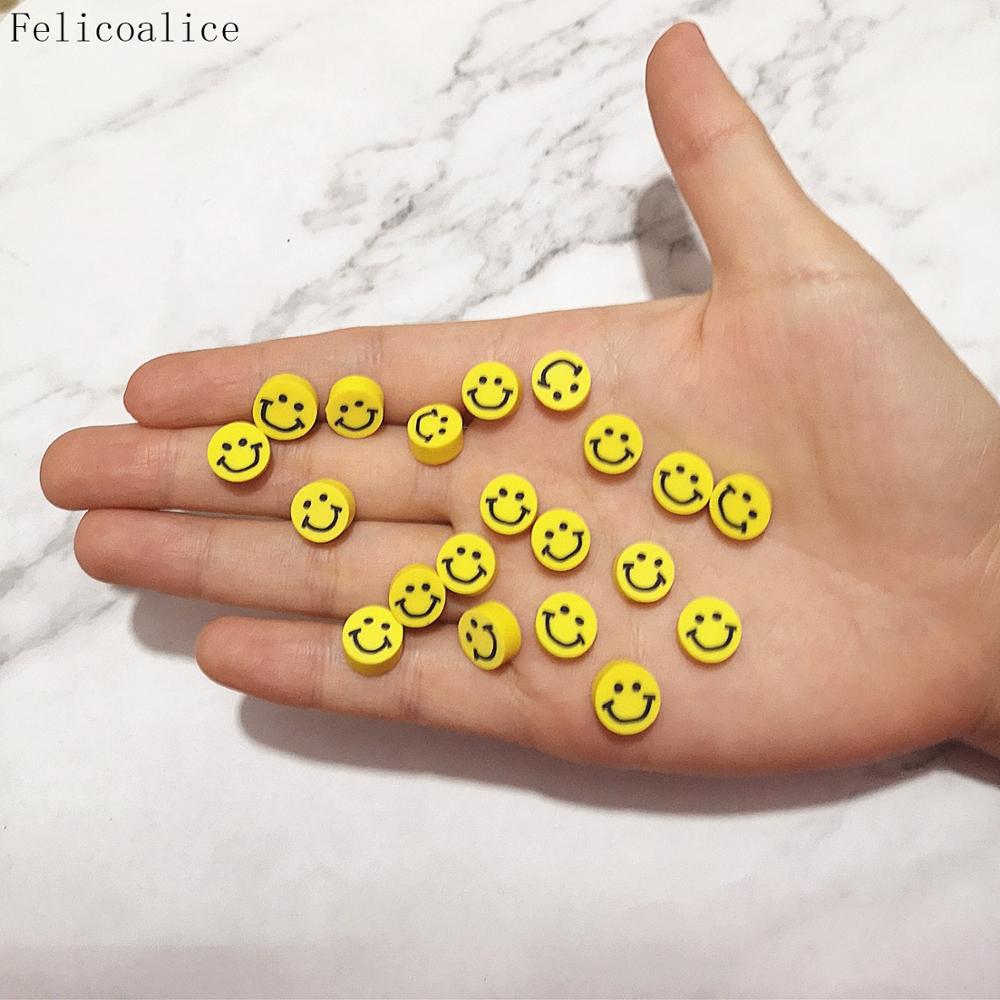 100 pièces Slime bijoux à bricoler soi-même perles Bracelet accessoires perles en bois dessin animé sourire visage fruits avec imprimé pour collier fabrication à la main