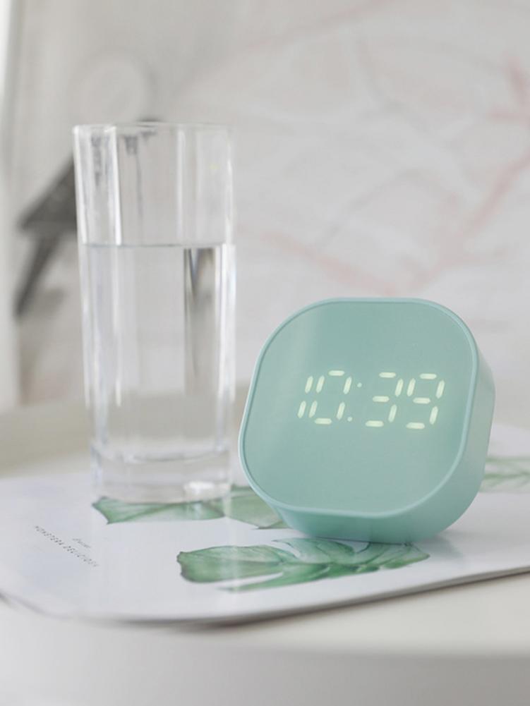 Réveil numérique mural lumineux, horloge électronique avec affichage de la température, pour la décoration de la chambre à coucher et du salon