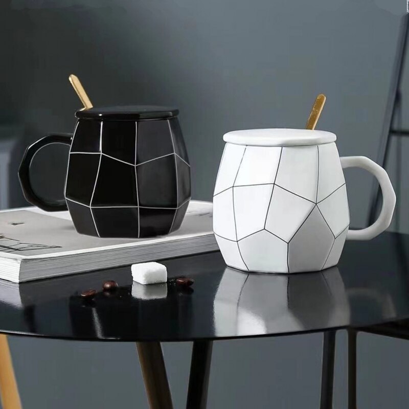 Keramische Mok Koffie Creativiteit Onregelmatige Abstracte Geometrie Vorm Zwart En Witte Lijn Mok Eenvoudige Nordic Stijl Mok Drinkware