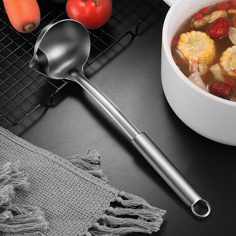 304 Stainless Steel Oil-separating Spoon Household Kitchen Oil Filter Spoon Long-handled Pot Soup Spoon Kitchen Utensils